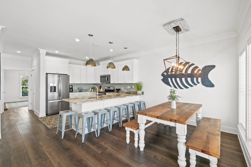 Beach House - Riviera Retreat by PHG