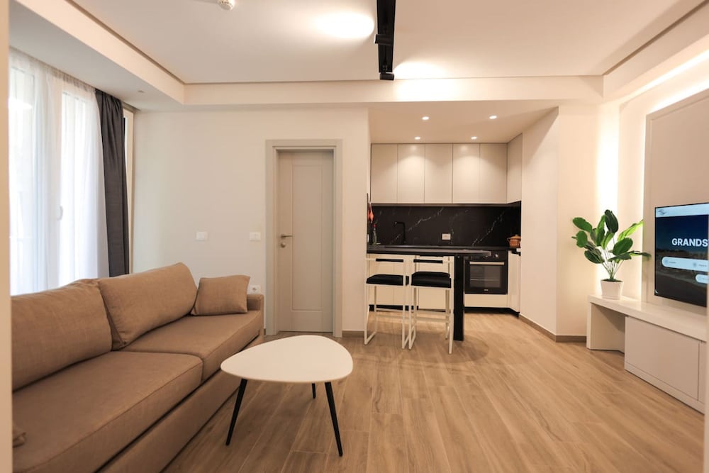 Beach Apartment 01 in Durr s