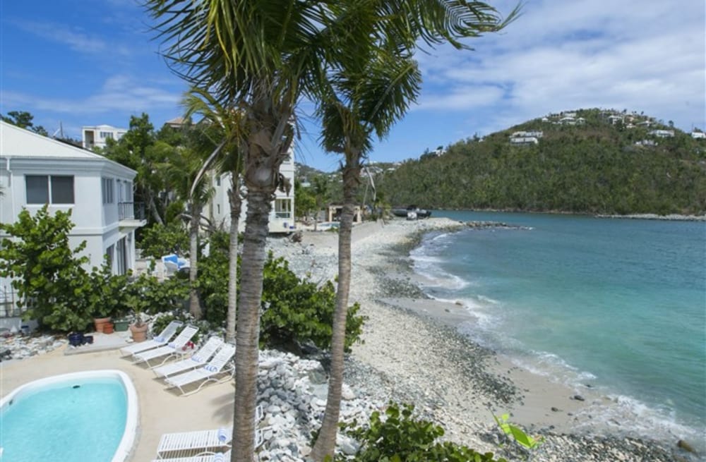 Coconut Coast Villas