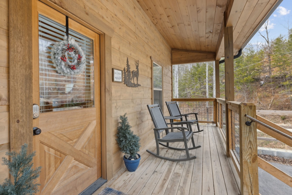 Big Bear Splash 2 Bedroom Cabin