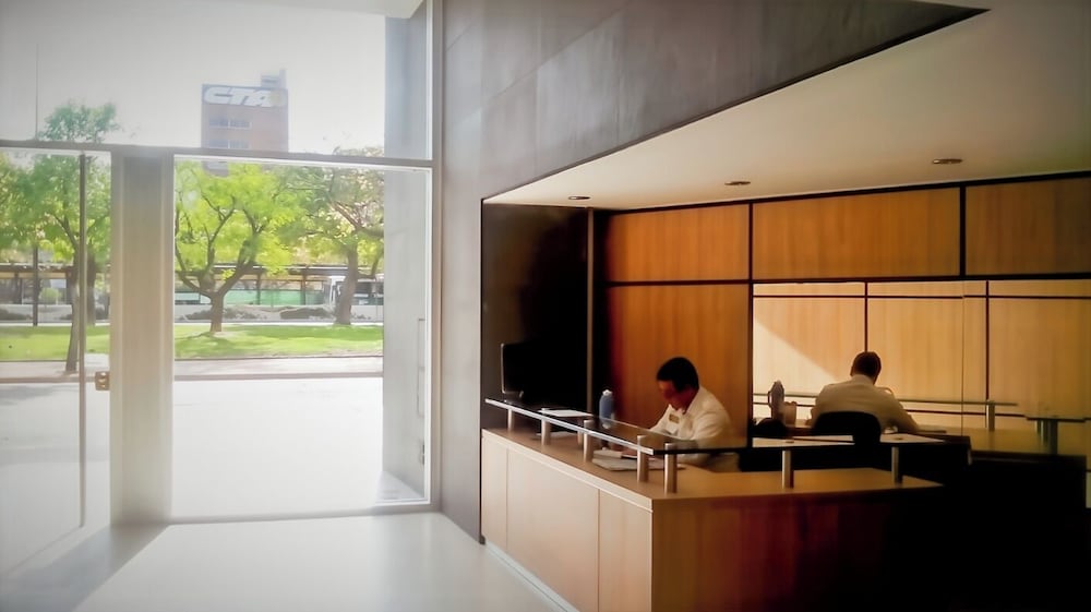 Ayres Obelisco Suites