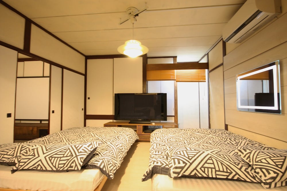 Sapporo Dome Front House view 5