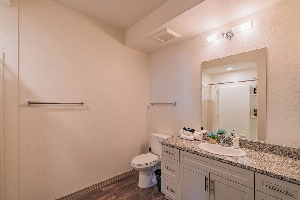 ROVE LIVING/KL - Cardinal 95