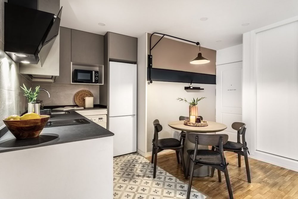 Elton - 1 Bedroom in Chueca