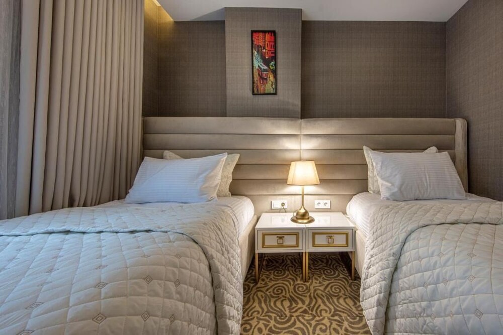 Mr Beyaz Butik Otel - Image 16