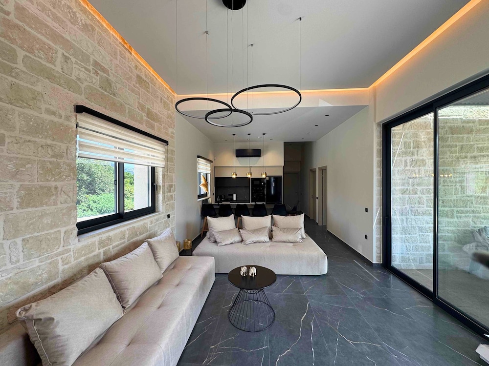 Panstel - Villa Aurora With Private Pool Jacuzzi