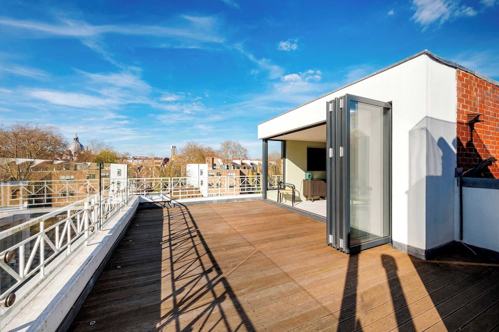 Maison De Brompton With 1 Bedrooms and 1 Bathrooms