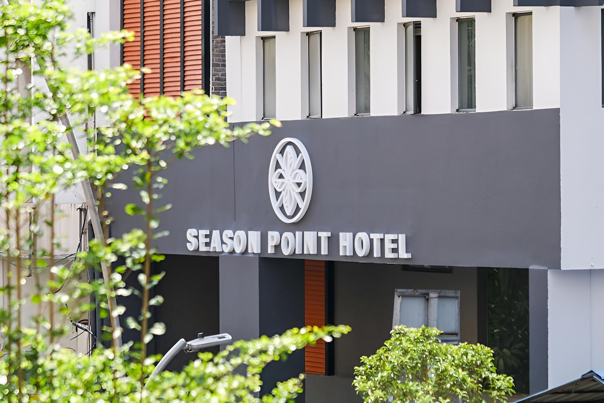 Season Point Hotel