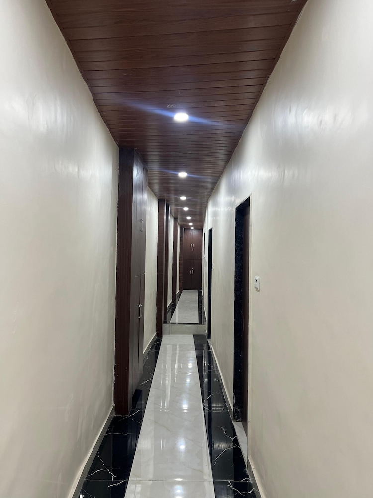 hotel surya grand