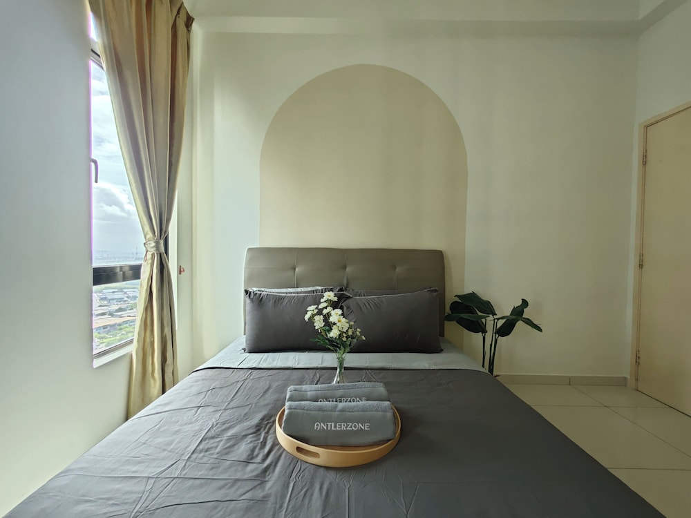 Kempas Dsummit Residences by Antlerzone