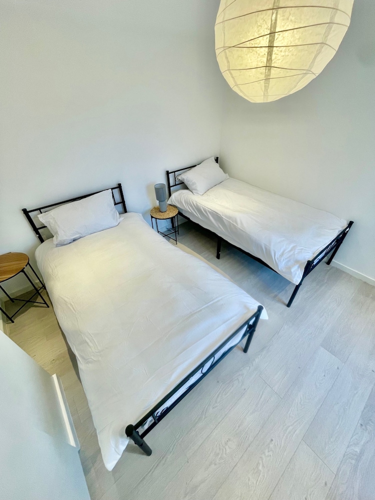 Cambridge Cozy 2 Bedroom Apartment 5 Sleep