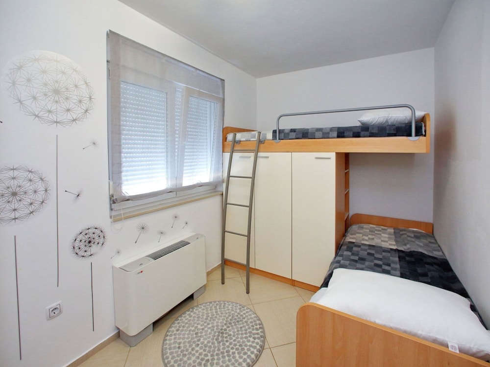 Sun-kissed Apartment in Bibinje With Garden view 3