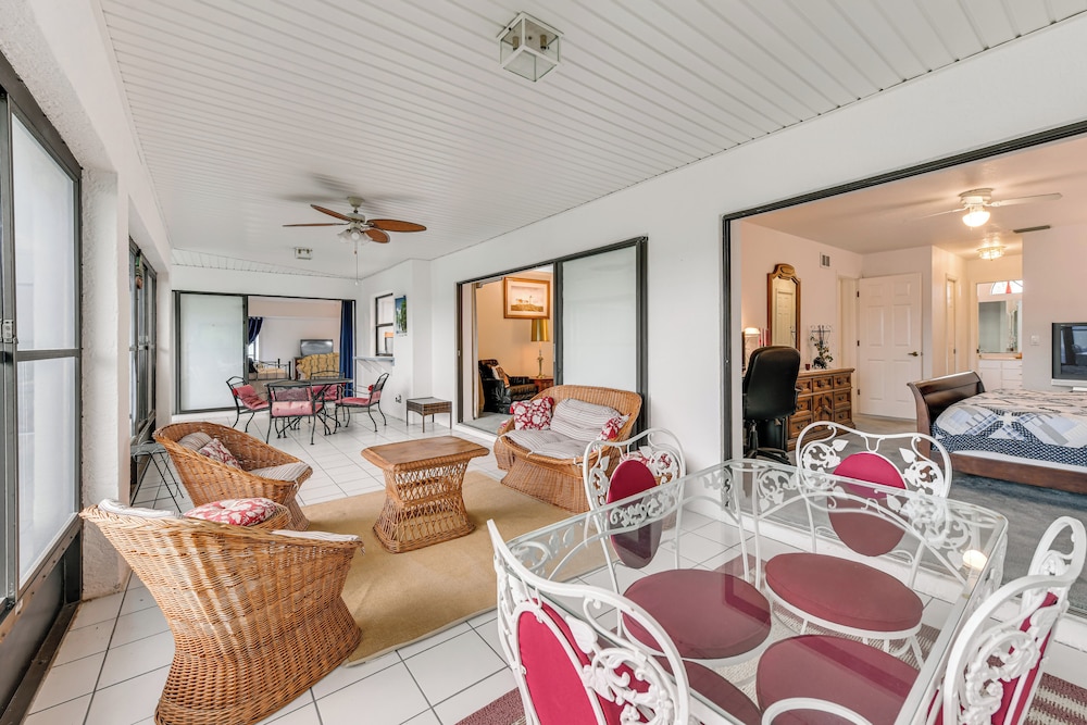 Sunroom & Dock! Canal-front Home in Port Charlotte