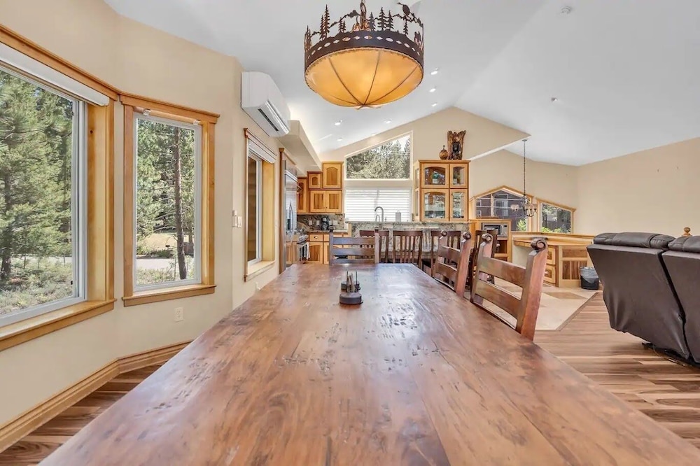 Lake Tahoe Vacations - 1603 Bel Aire Circle 3 Bedroom Home by RedAwning - Property Image 9