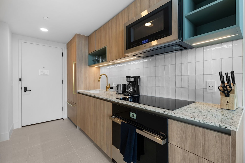 Downtown Luxury with Panoramic Views