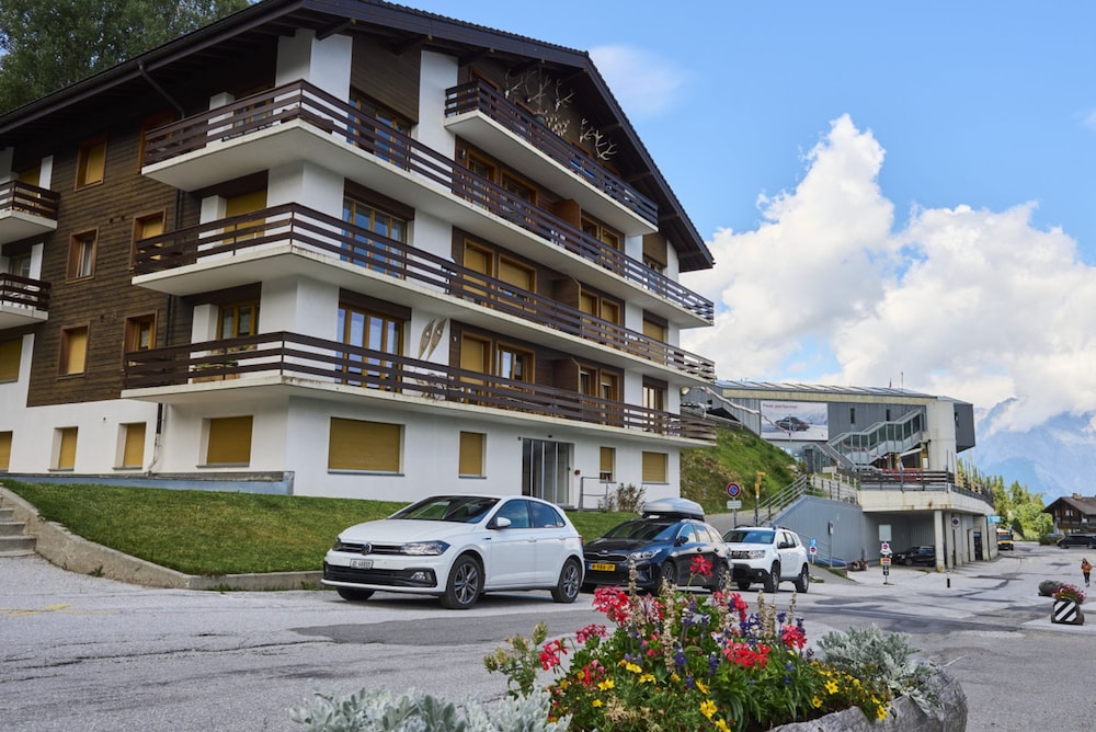 Apartment Lupins 11 Next to the ski Lift