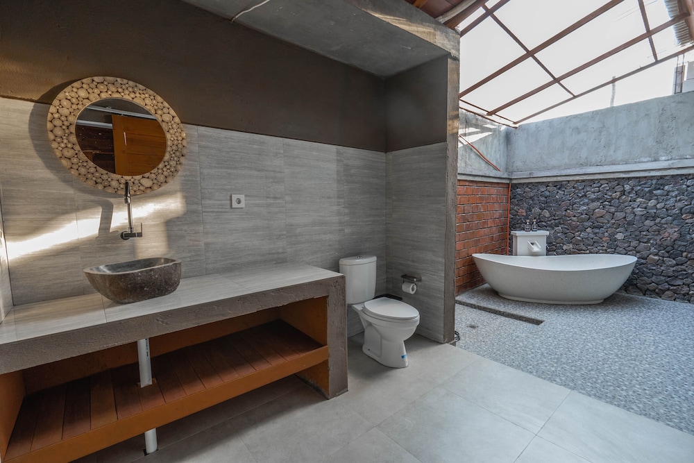 Garvi Villa view 2