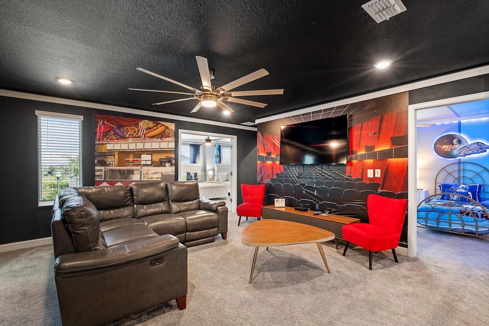 1194 Drop Lane