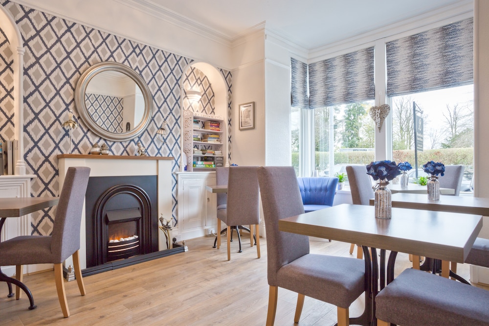 Broadlands Guest House