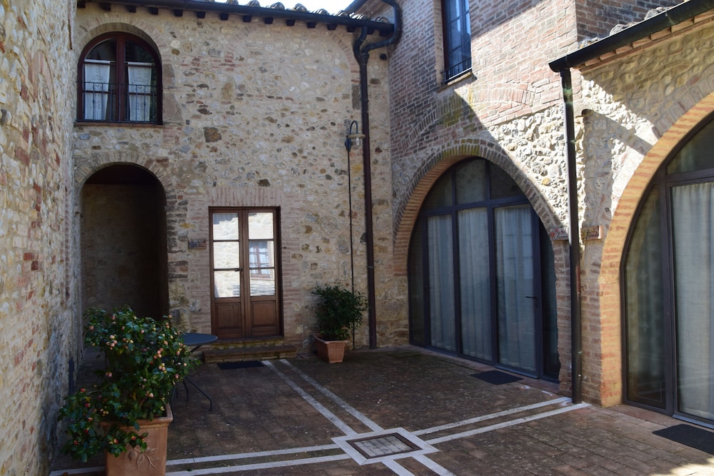 Le Rocche di Valiano
