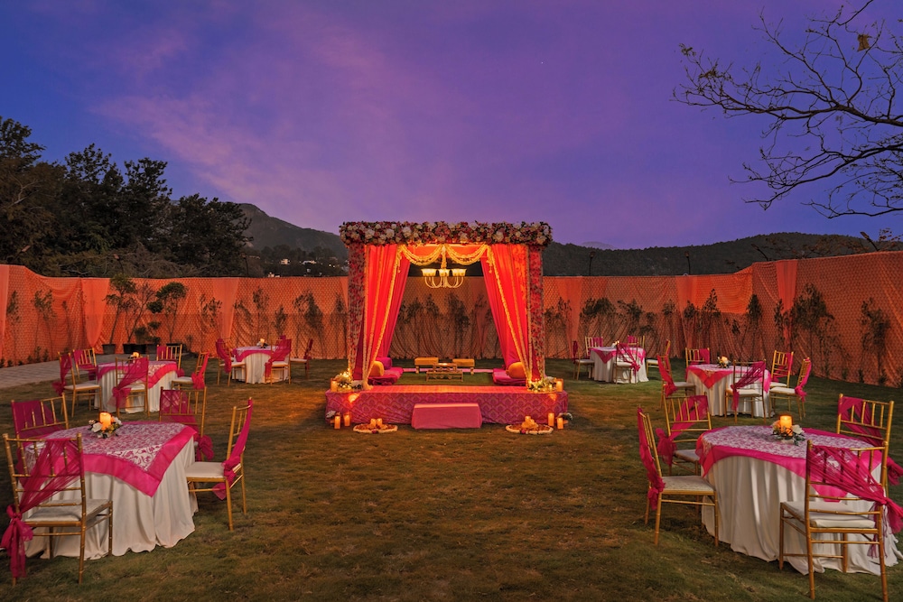 Auradoon Dehradun - By Leisure Hotels