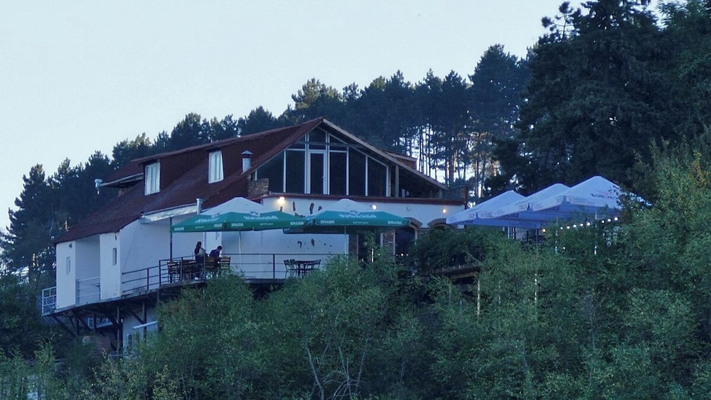 Kanudosi Guest House