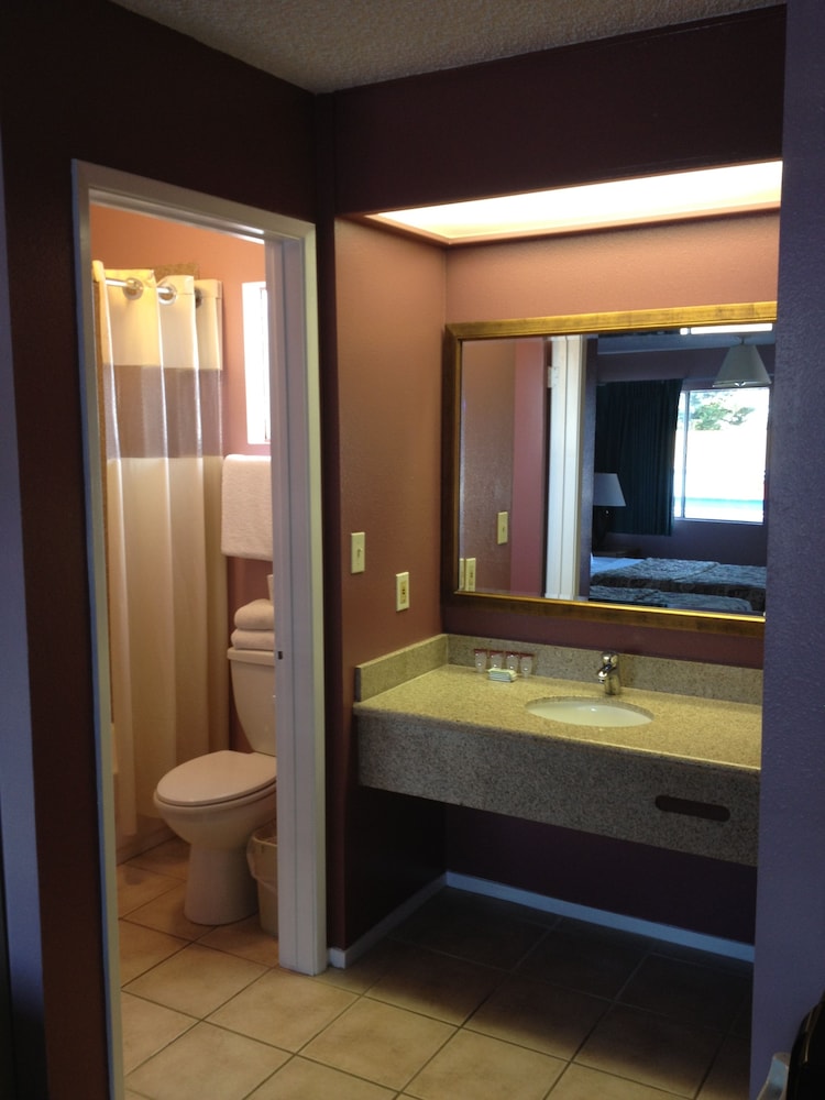 Blue Seal Inn view 2