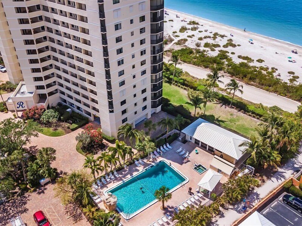 Riviera Club 204 by Distinctive Beach Rentals