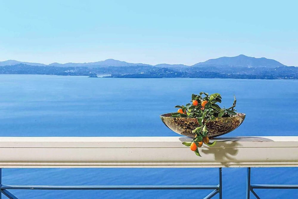 Villa Anna Nissaki