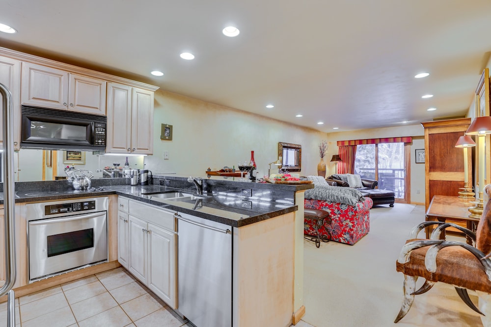 Condo Near Golf Club 2 Mi to Vail Ski Resort! - Property Image 22