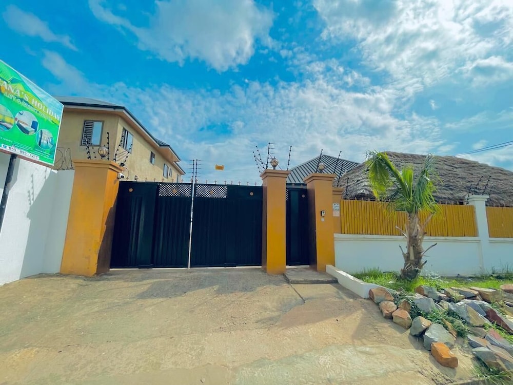 Nanas Holiday Let Guest House