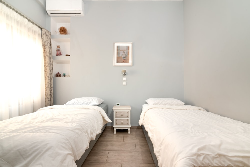 Acropolis Suites