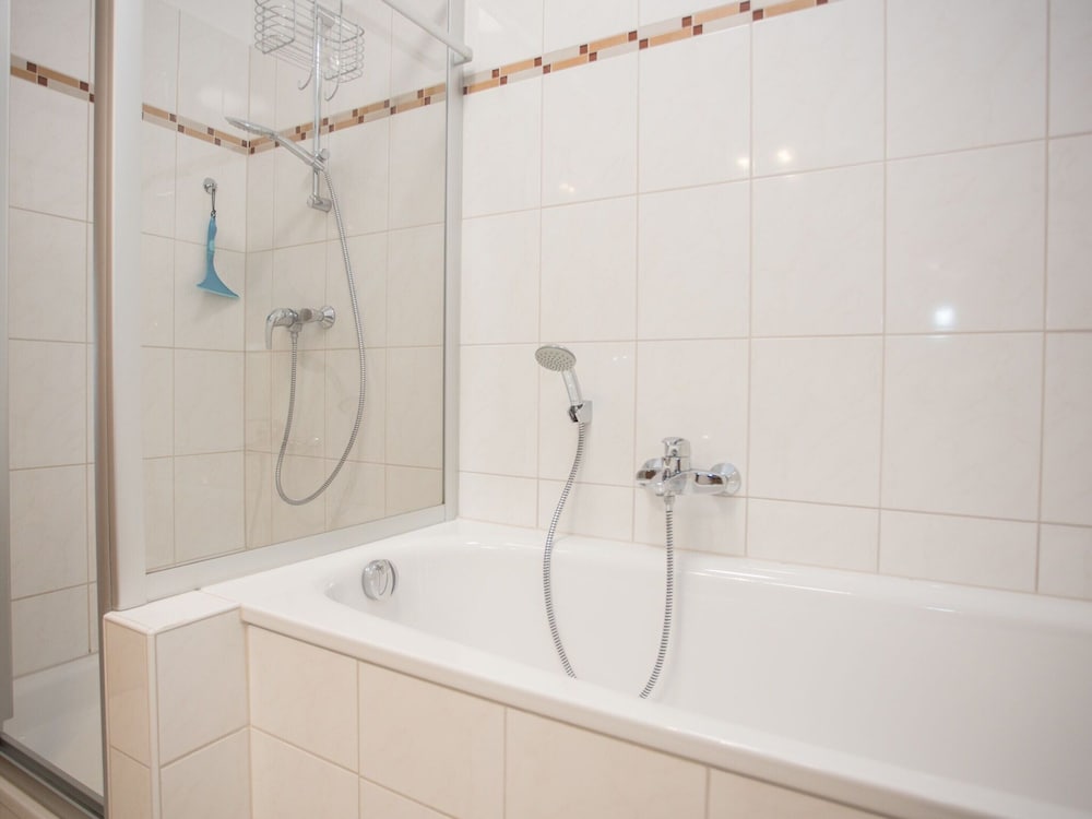Bright Flat in Neuastenberg With Terrace
