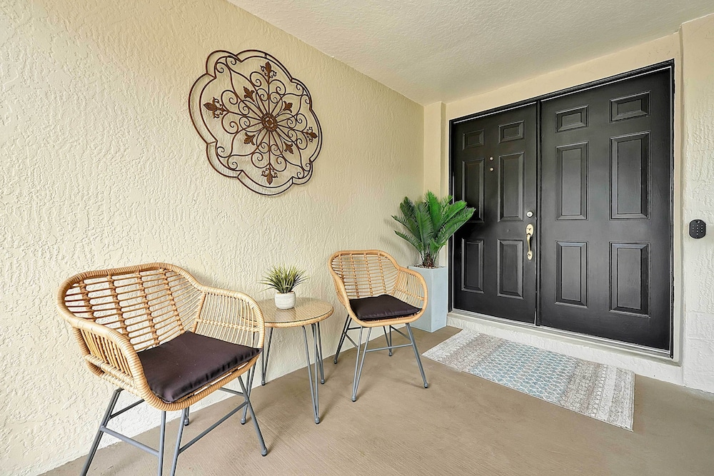 Near Disney & Universal: Family Retreat in Orlando