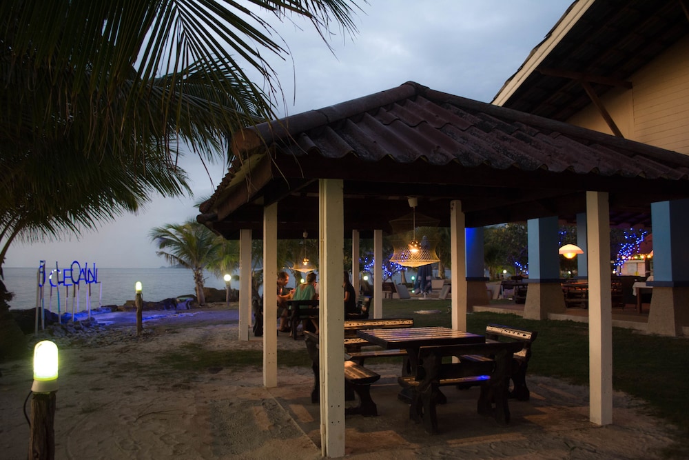 Coral Resort