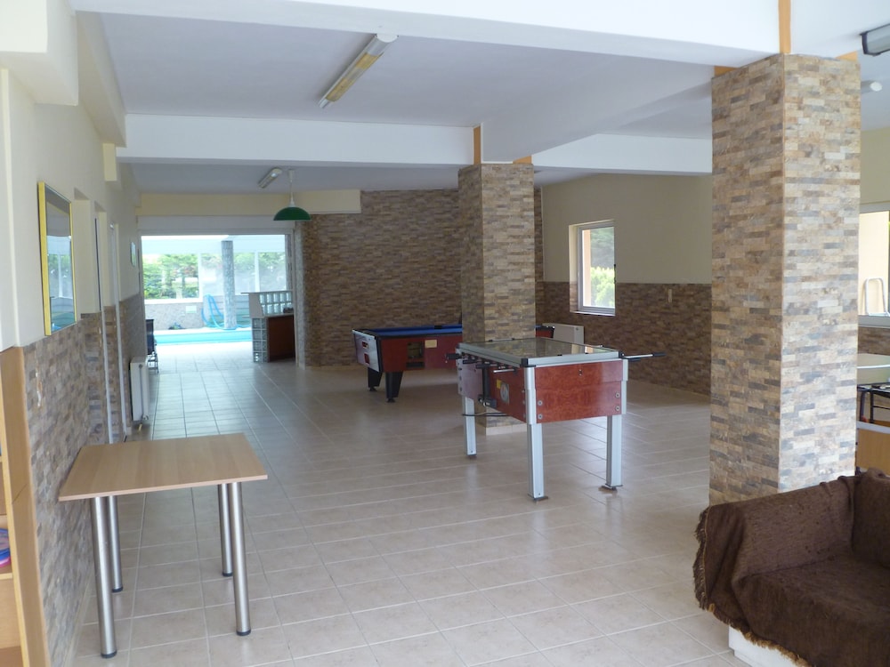 Anilio Plaza