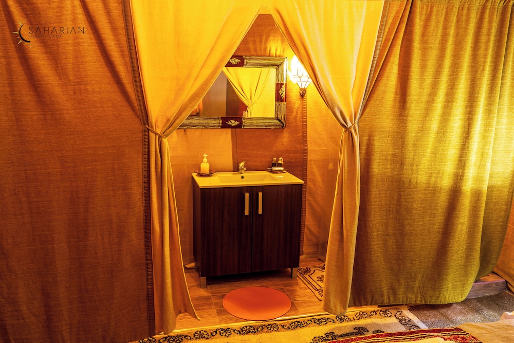 Merzouga Luxury Camp & Camel Trek