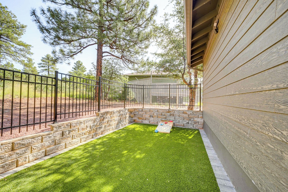 Luxe Pine Home w/ Tonto National Forest Access!