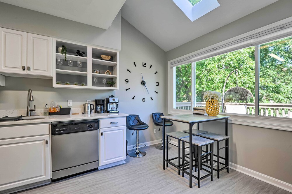 Annapolis Vacations - Annapolis Vacation Home: 2 Mi to Quiet Waters Park - Property Image 40