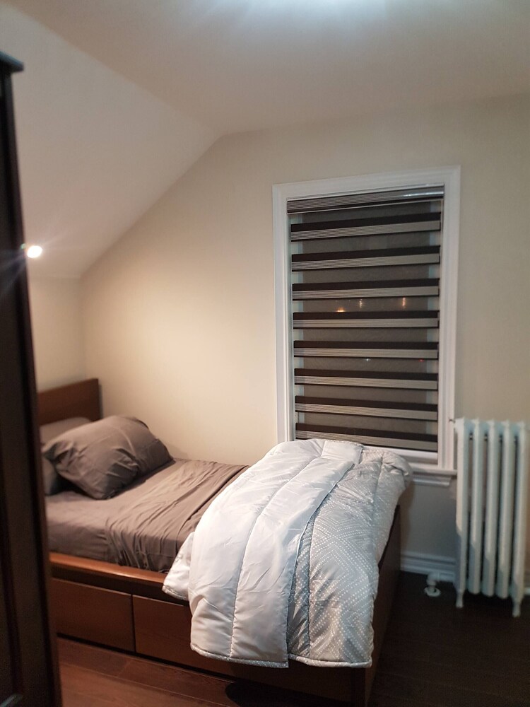 3 Bedroom House Brampton Toronto Canada