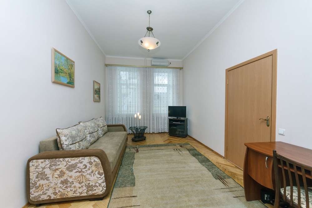 Alma Apartments