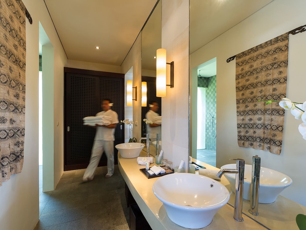 Mandalay Villas