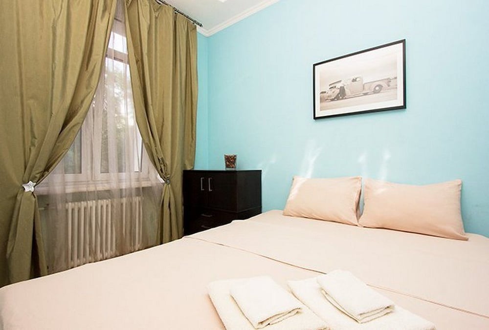 Apartlux on Ploshchad Pobedy