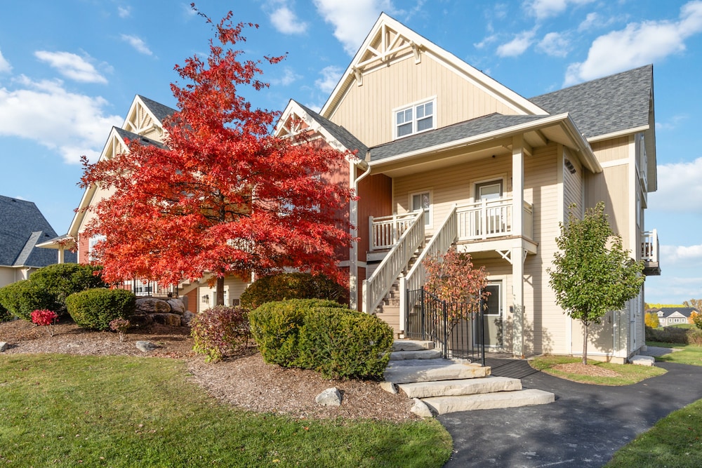 Rivergrass Condos