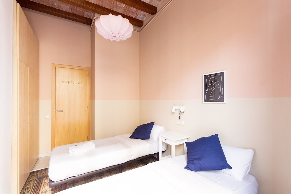 Moianes Apartment by Olala Homes