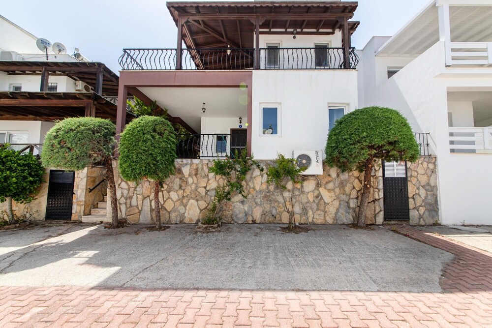 Sea View Duplex Private Villa in Bodrum Gundogan view 4