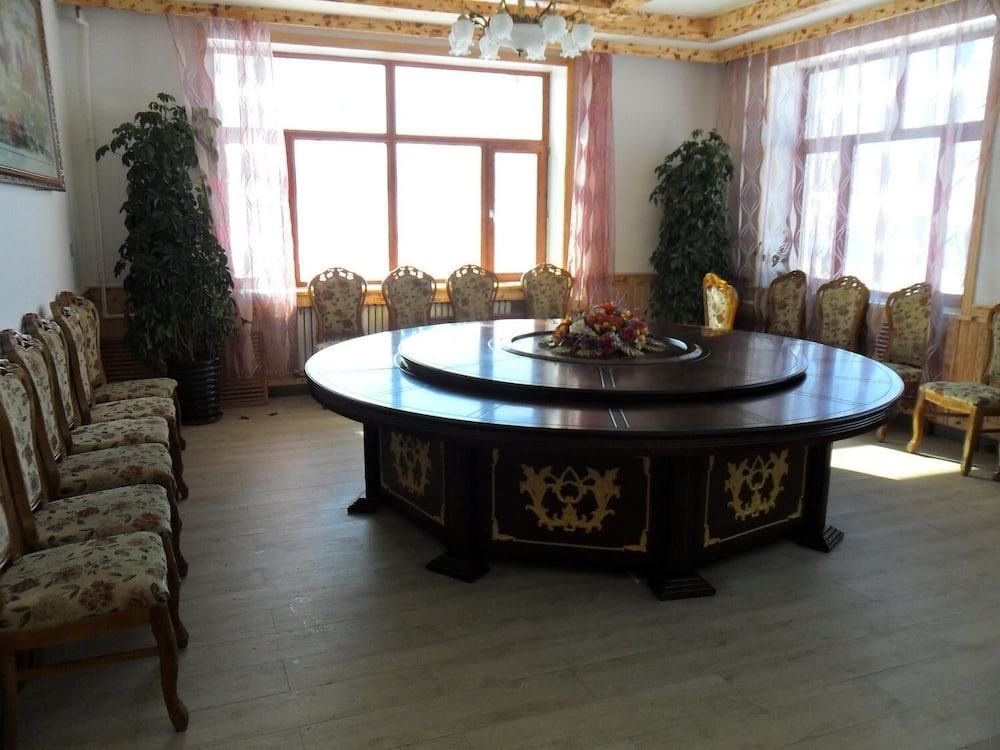 meeting & event spaces