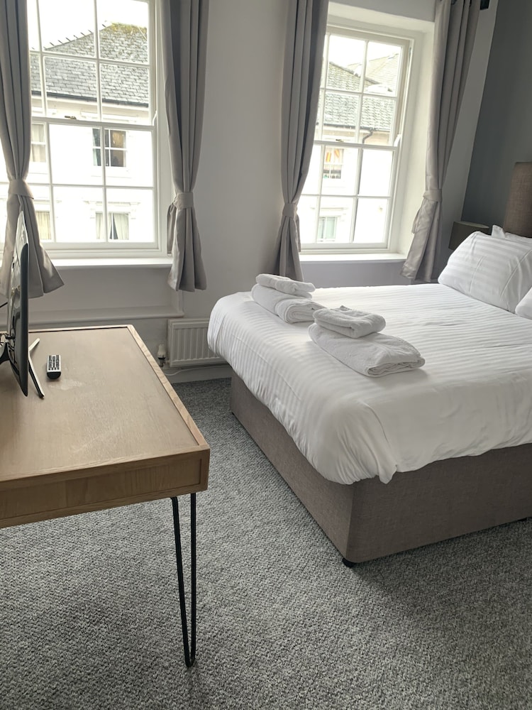 Hotel 17 view 3