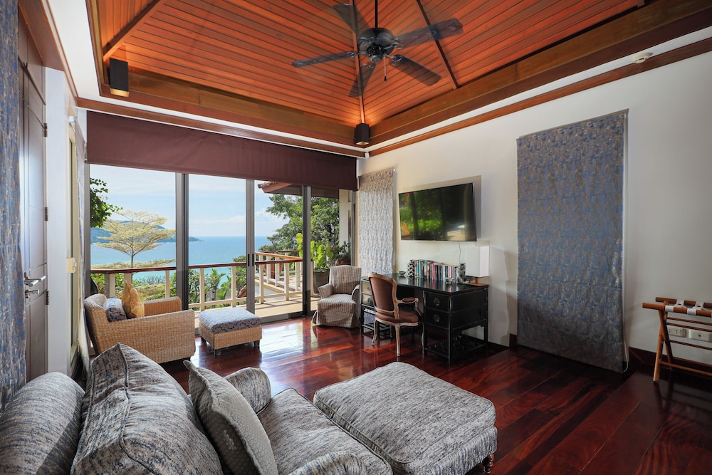 Katamanda seaview villa Kinnaree near Kata beach