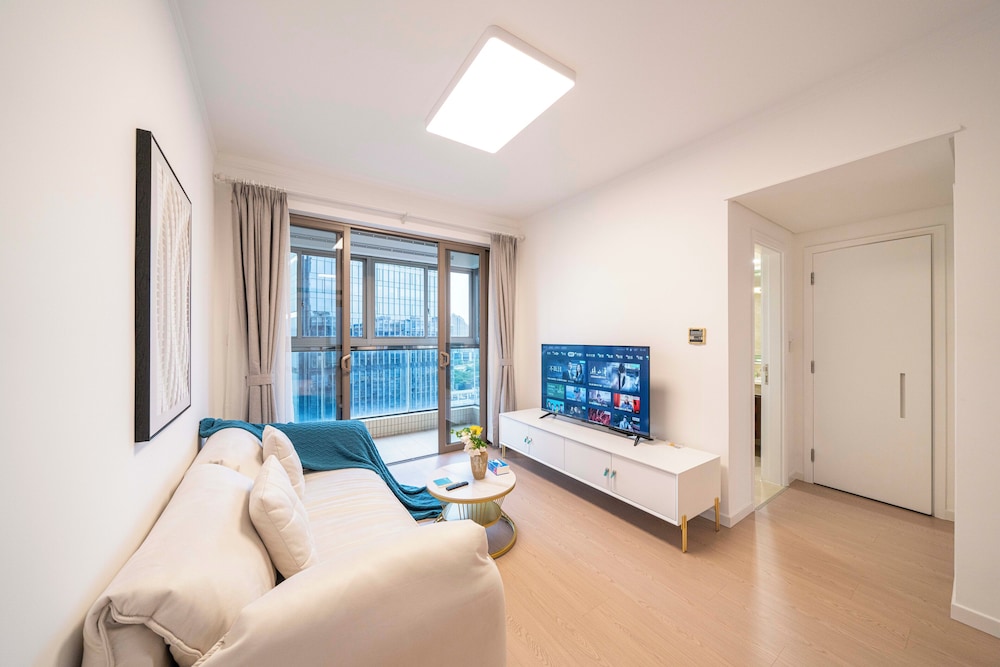 Tyms Stylish 1BR APT Yucui Garden